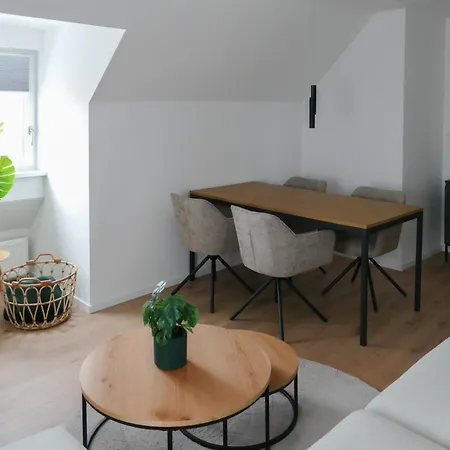 Apartmán Modernes Mit Boxspringbett, Waschmaschine, Playmobil Funpark *