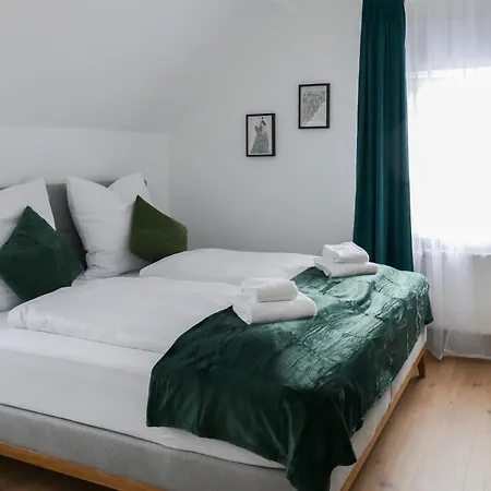 Modernes Mit Boxspringbett, Waschmaschine, Playmobil Funpark Apartmán