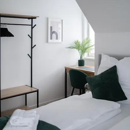 Modernes Mit Boxspringbett, Waschmaschine, Playmobil Funpark Apartmán Zirndorf