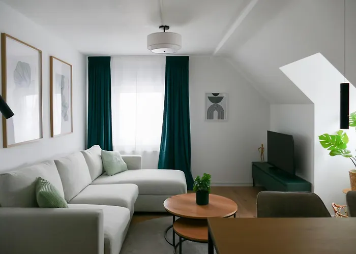 Modernes, Zentrales Mit Boxspringbett Und Waschmaschine Appartement Zirndorf