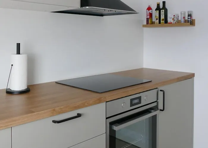 Appartement Modernes, Zentrales Mit Boxspringbett Und Waschmaschine