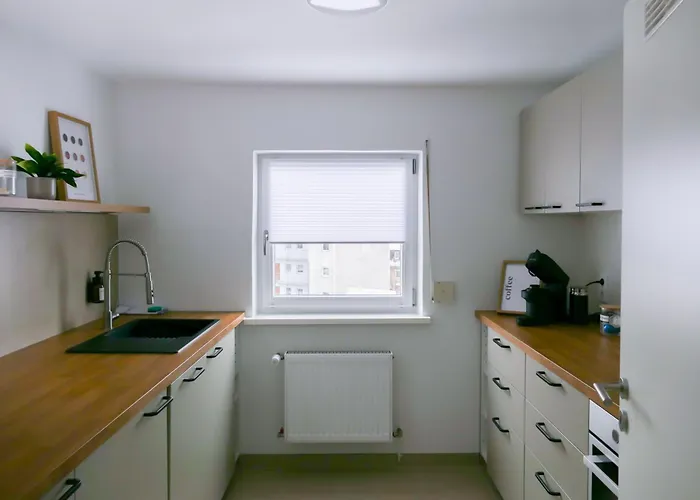 Modernes, Zentrales Mit Boxspringbett Und Waschmaschine *