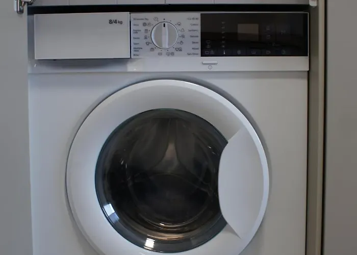 Modernes, Zentrales Mit Boxspringbett Und Waschmaschine Apartment *