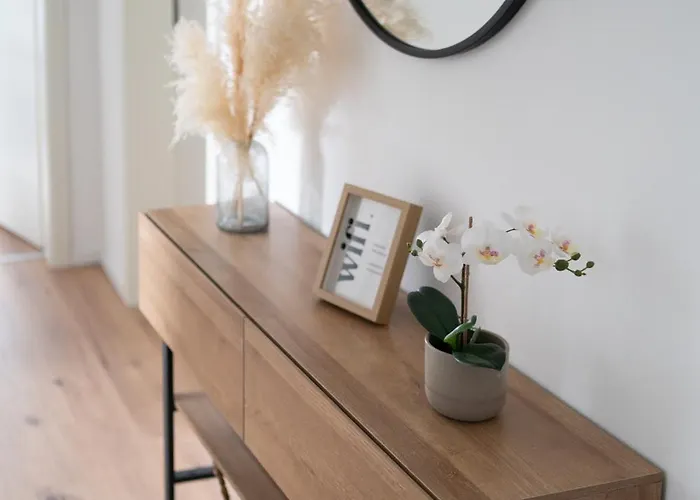 Modernes, Zentrales Mit Boxspringbett Und Waschmaschine Appartement *